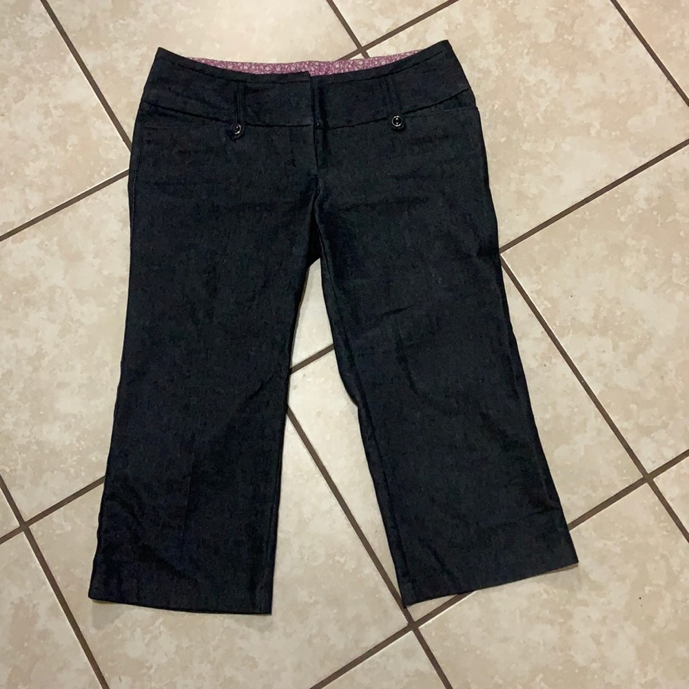 Juniors size 7 dress Capri pants